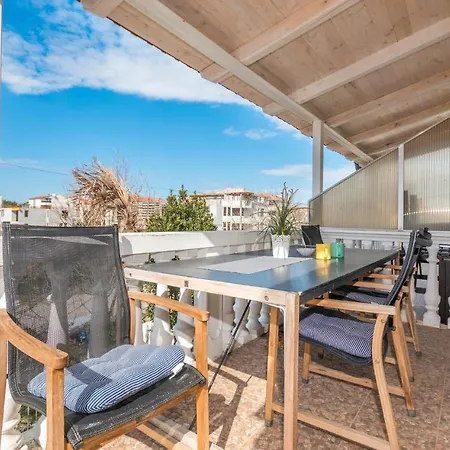 Nice In With Kitchen ביוגראד נה מורו